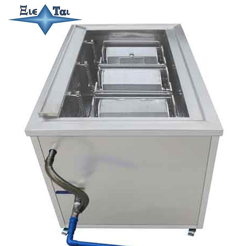 Drum type ultrasonic cleaning machine